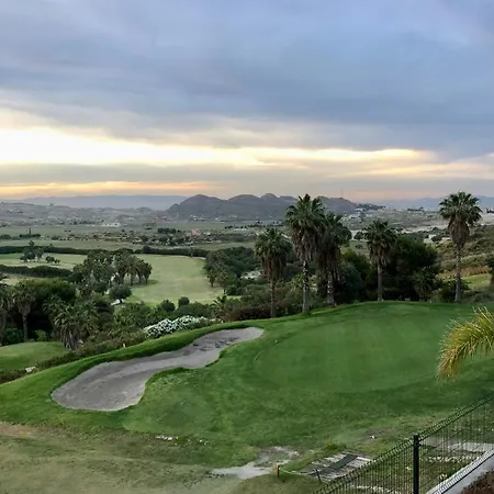 Terrazas Del Golf 모야카